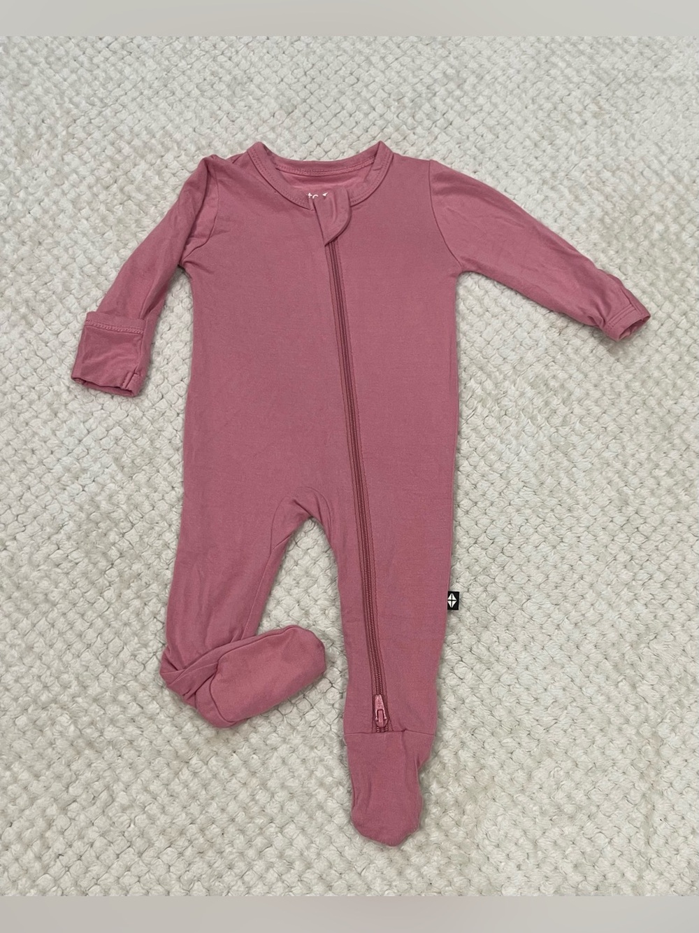 Kyte Baby Bamboo Zipper Footie- Rose Pink NB